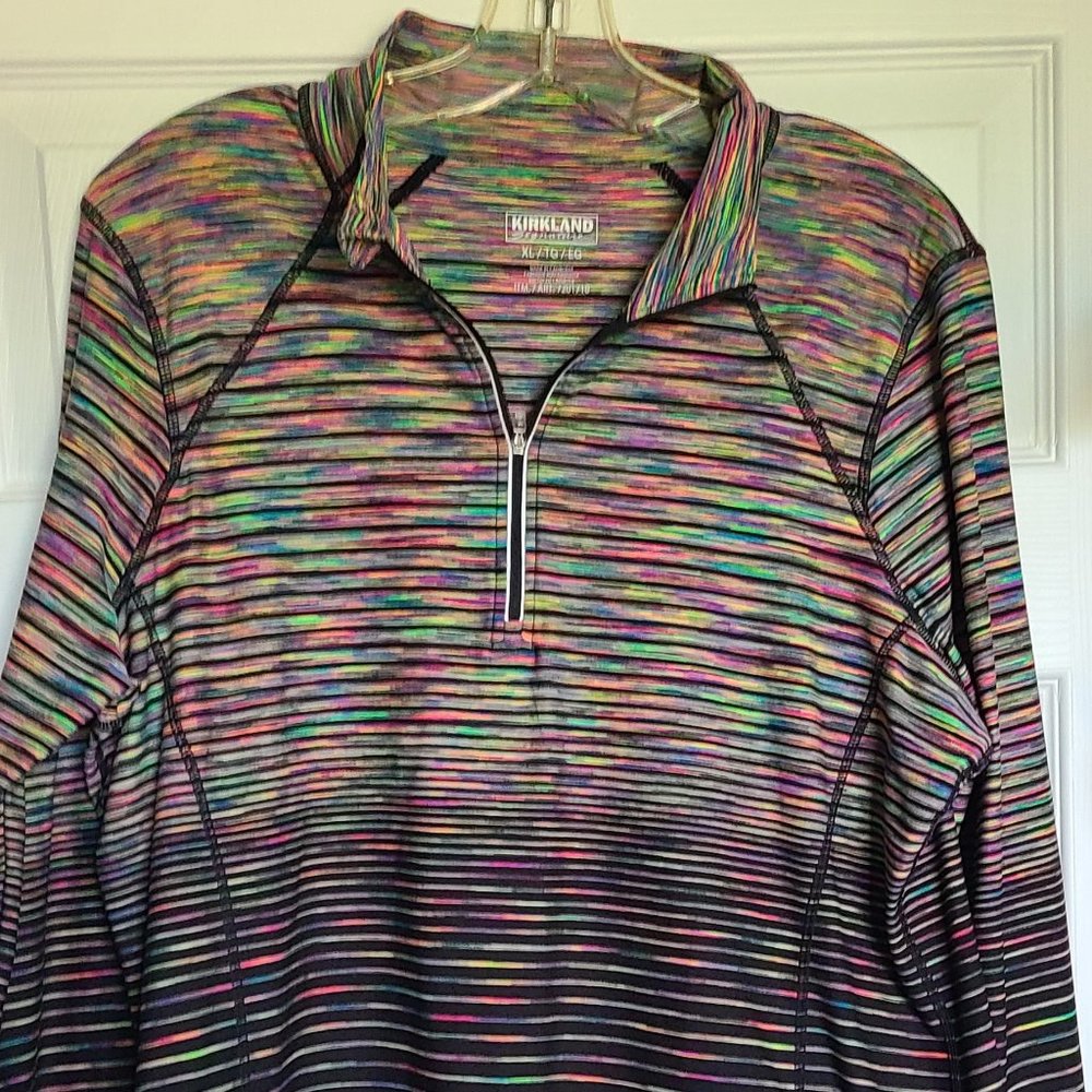 XL Women's long sleeve top